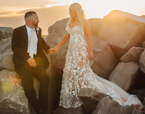 C2023-A54L - Vestido de novia de encaje transparente con motivo floral