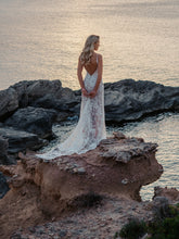 C2024-VS993 - sleeveless v-neck lace wedding gown