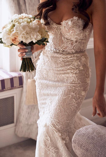 C2024-SS40L - Vestido de novia de encaje sin tirantes con escote corazón y apliques de pedrería