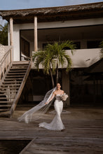 C2024-SC95 - vestido de novia sin tirantes con corpiño corsé y mangas transparentes desmontables