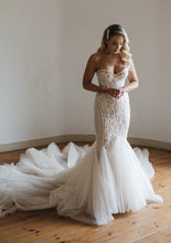 C2024-SSBP8 - mermaid strapless sweetheart wedding gown with beaded embroidery