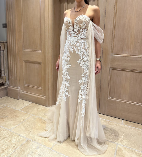 C2021-BPP106 - strapless embroidered wedding gown