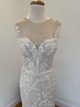 C2024-NB73 - sleeveless illusion bust line lace wedding gown