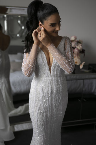 C2023-BVc - sexy long sleeve beaded v-neck wedding gown