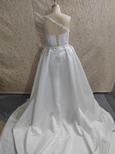 C2023-Georgianna – sweetheart beaded ball gown wedding dress from Darius Cordell