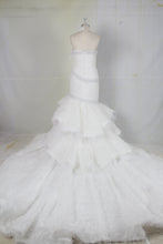 C2022-Vintea - robe de mariée dos nu ajustée et évasée avec traîne en plumes d'autruche à plusieurs niveaux