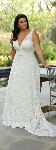 Style #5ba8 - Robes de mariée en dentelle grande taille à col en V