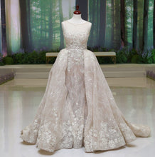C2022-DB099 - sleeveless detachable ball gown wedding dress