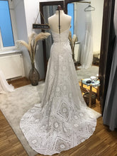C2022-VS30 strapless bohemian vintage wedding gown