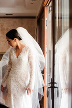 C2023-LSL225 long sleeve v-neck lace wedding dress