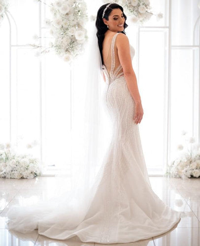 C2022-BB488 Robe de mariée dos nu perlée 