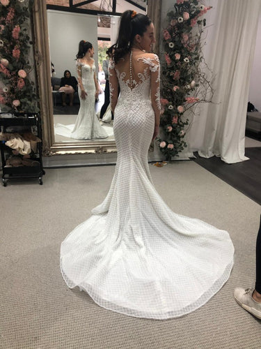 C2022-FLS388 Robe de mariée transparente ajustée à manches longues 