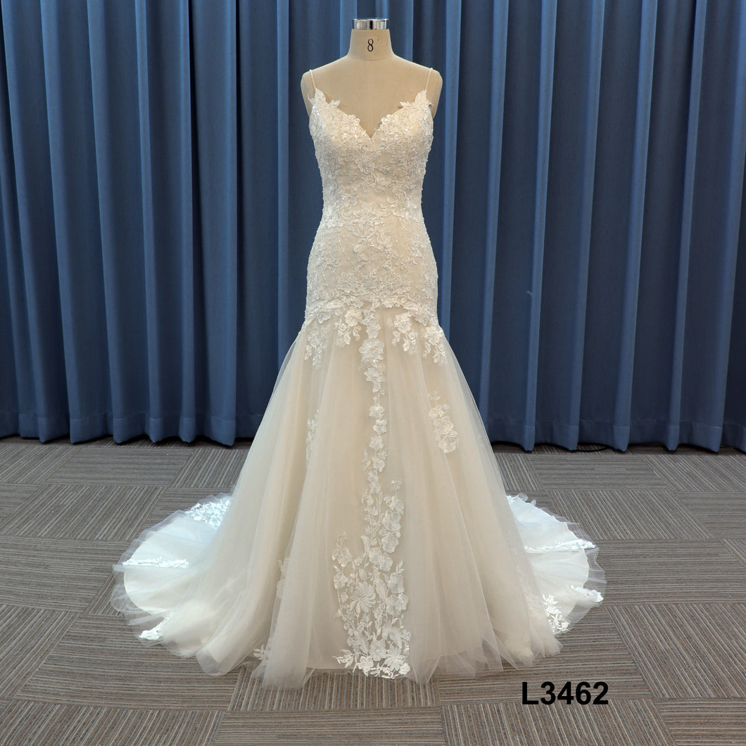 L3462 - Fit-and-Flare sleeveless wedding gown