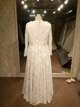 Long Sleeve plus size lace wedding dress